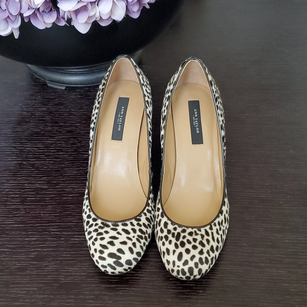 Ann Taylor Kamela wedge haircalf snow leopard